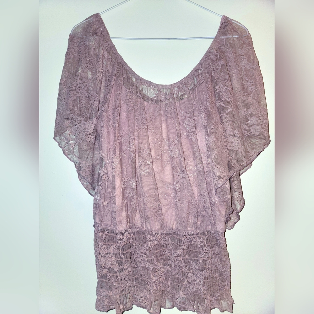 Mauve lace top